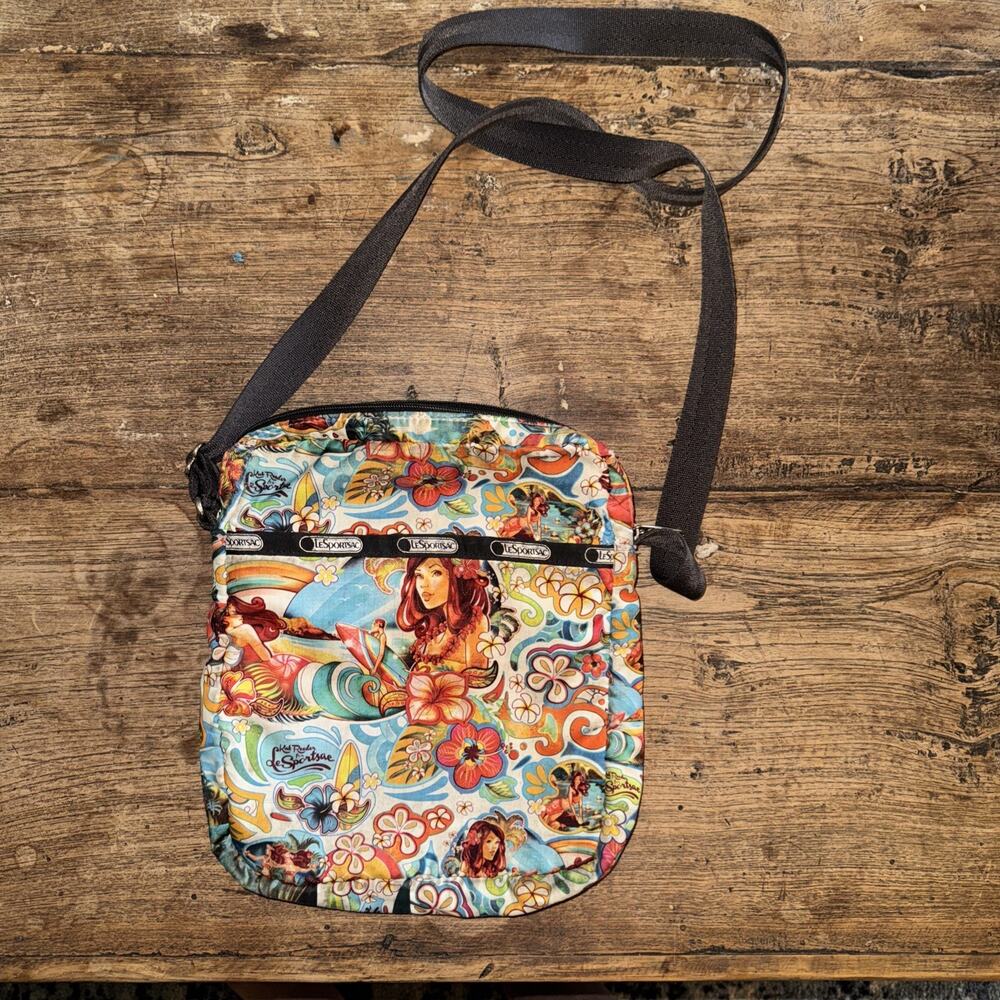 LeSportsack Hawaiian Tote Purse